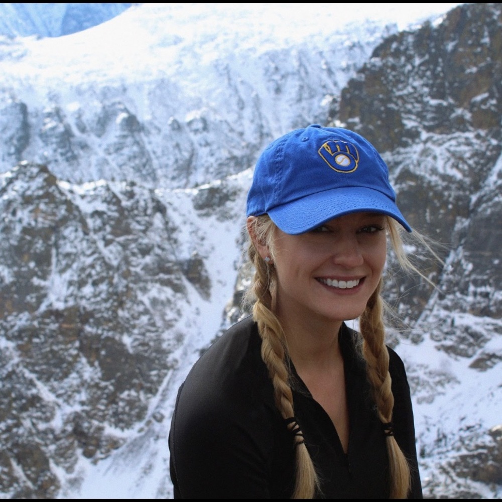Meet your Posher, Julia